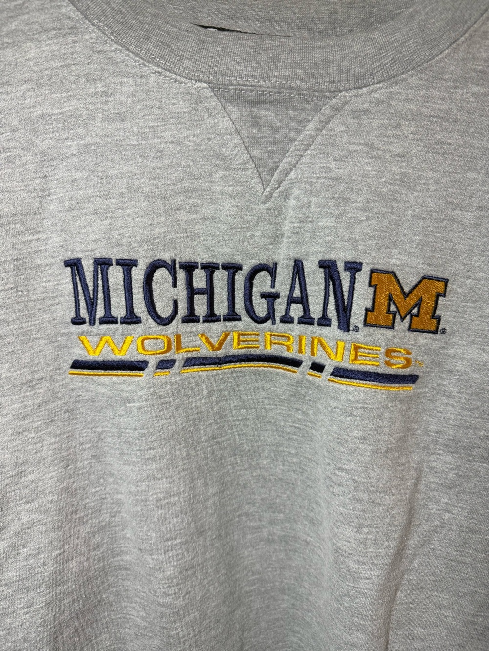 Vintage STARTER Michigan Wolverines Gray Crewneck Sweatshirt - Picture 2 of 6